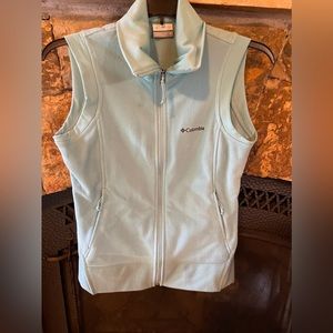 Columbia fleece vest medium